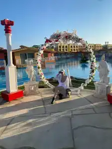 Titanic Palace - Families and Couples only - 48