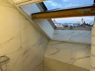 У Кремля - 16