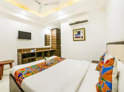 FabSapphire Inn - 42