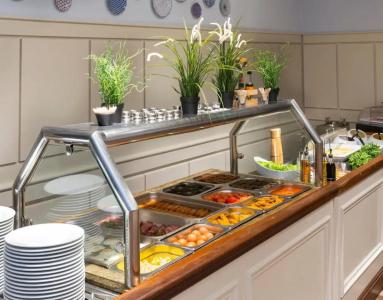 Bonnington & Leisure Centre - 66