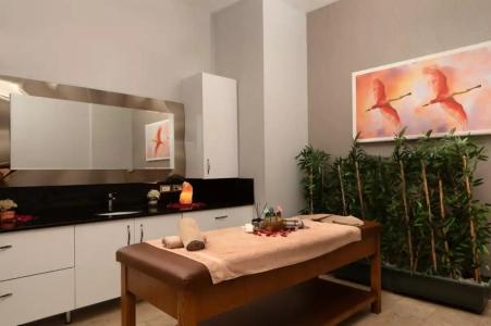 Ramada & Suites by Wyndham İstanbul Ataköy - 61