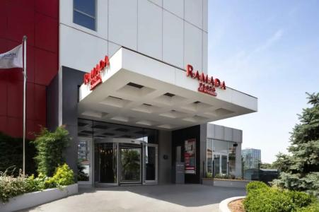 Ramada & Suites by Wyndham İstanbul Ataköy - 0