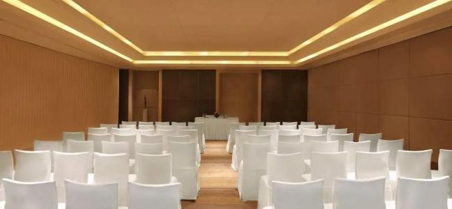 Trident Bandra Kurla - 70