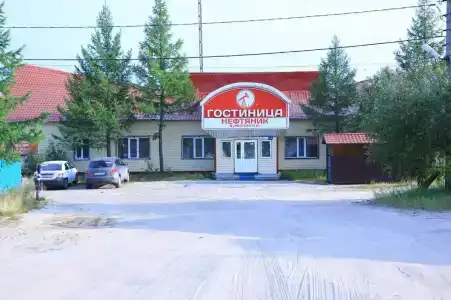 Нефтяник - 0