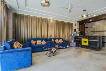 FabSapphire Inn - 56