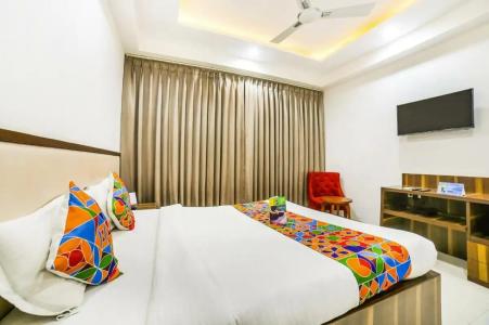 FabSapphire Inn - 68