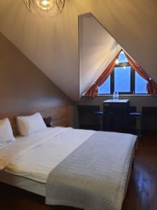 Hilltop Kazbegi - 4