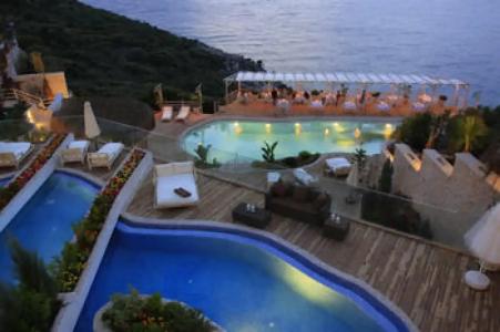 Peninsula Gardens - Adults Only - 42