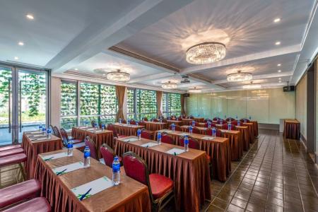 Holiday Inn Beijing Focus Square, An Ihg - 13