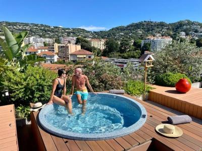 Best Western Premier Le Patio des Artistes Wellness Jacuzzi - 46