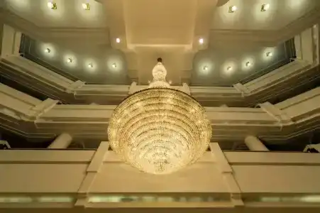 Howard Plaza The Fern, - 2