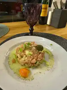 В центре старой Териберки - 87