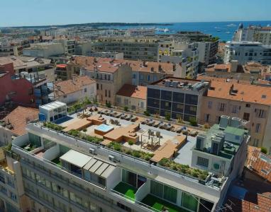 Best Western Premier Le Patio des Artistes Wellness Jacuzzi - 14