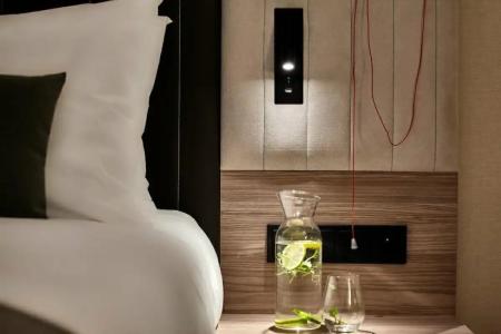 Crowne Plaza - Warsaw - The Hub, An Ihg - 90