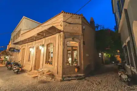 Alacati Asmali Konak - 7