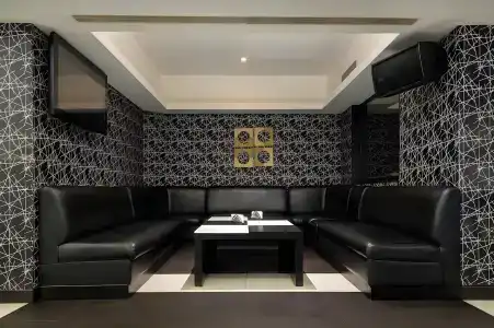 The Residency, Chennai - 18