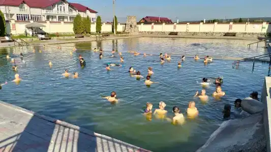 Красная - 2