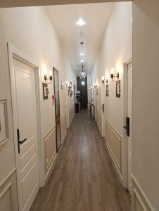 Lotman Boutique - 66