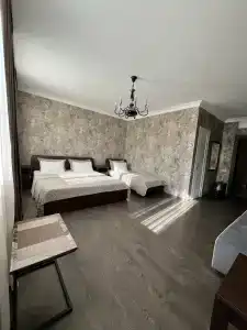 Estate - 0