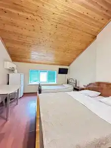 Золотые Пески - 17