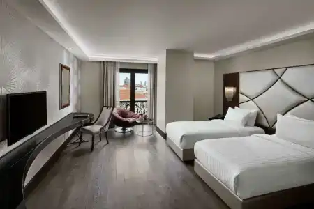 DoubleTree by Hilton Istanbul Esentepe - 2