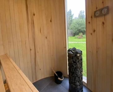 Треугольный стильный дом рядом с сыроварней - 39