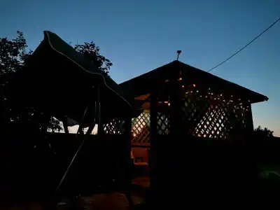 Вблизи соленых озер по ул. Пчельник - 20