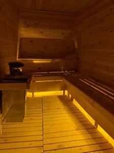 Paradise Island - 33