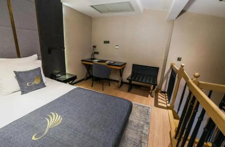 Broyt Suites - 18