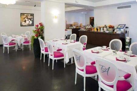 Best Western Premier Le Patio des Artistes Wellness Jacuzzi - 17