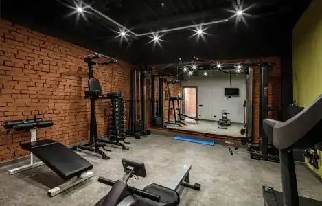 Freezone INN - 9