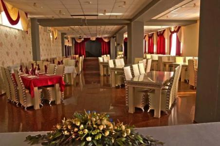 на Набережной - 3