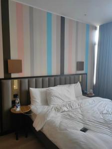 Ramada Encore by Wyndham - 49