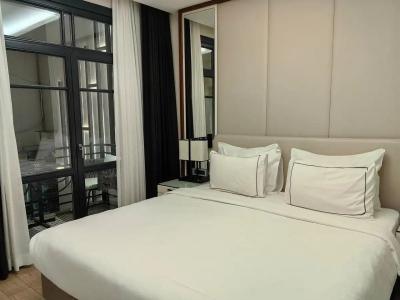 Gleam Collection - 24