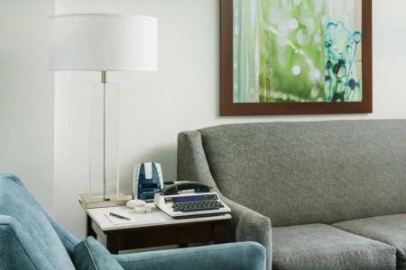 Embassy Suites by Hilton- Lake Buena Vista Resort - 33
