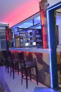 Delphin Side - 34