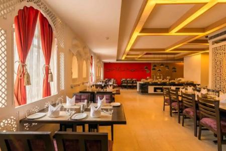 Howard Plaza The Fern, - 72