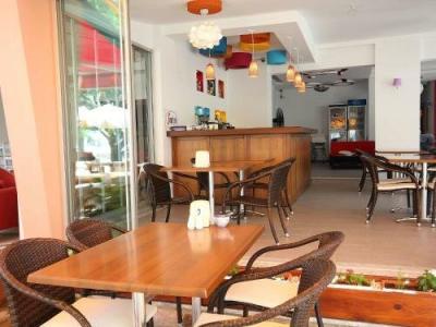 Gocek Unlu - 31