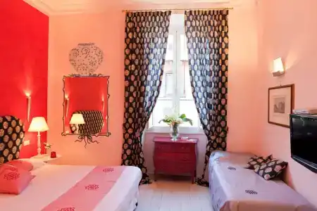 66 Imperial Inn Deluxe b&b - 82