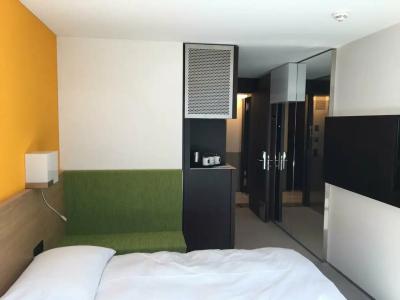 Züri by Fassbind - 67