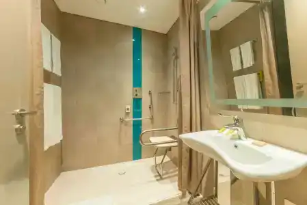 Hilton Garden Inn Istanbul Atatürk Airport - 67