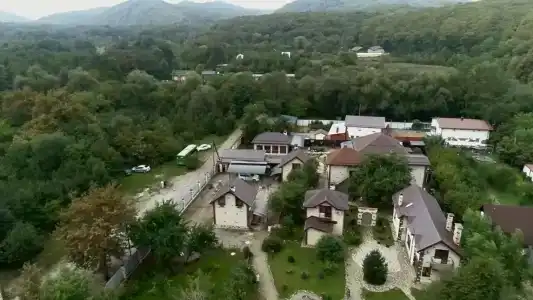 Горное Поместье - 1