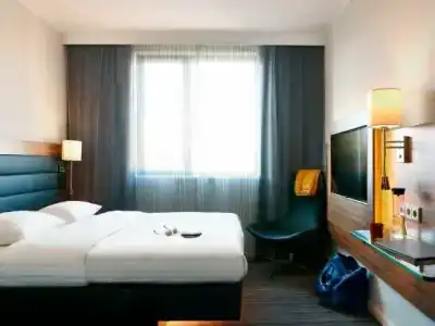 Moxy Frankfurt Airport - 47