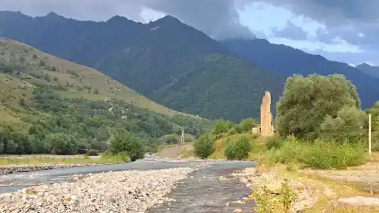 Khizina Rezo | REZO HUT - 14