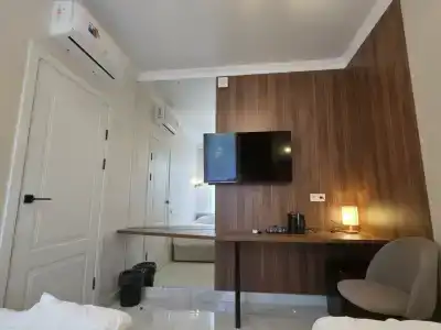 Владимирский - 70