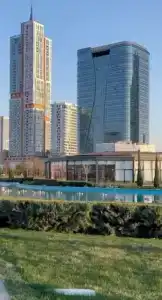 Holiday Inn City - 2