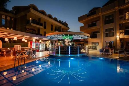 Club Karakas Apart Otel - 0