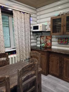 Кирилловская - 4