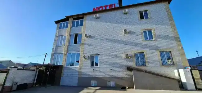 Лион - 0