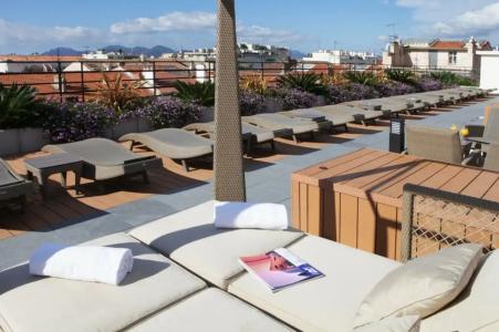 Best Western Premier Le Patio des Artistes Wellness Jacuzzi - 23